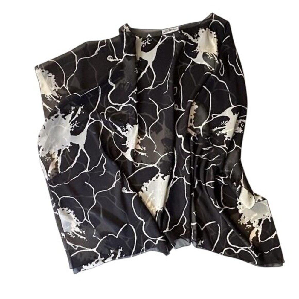 Vintage 90's Zoran Black/White Stunning Silk Poncho Kaftan Top - OS